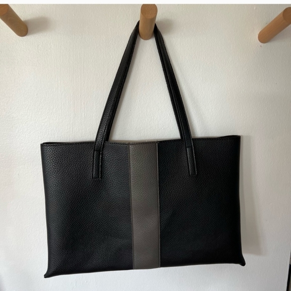 Vince Camuto vegan leather tote - Picture 2 of 2